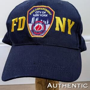 Authentic FDNY Cap VTG Mens Navy Blue Embroidered Seal Twin Towers Adjustable